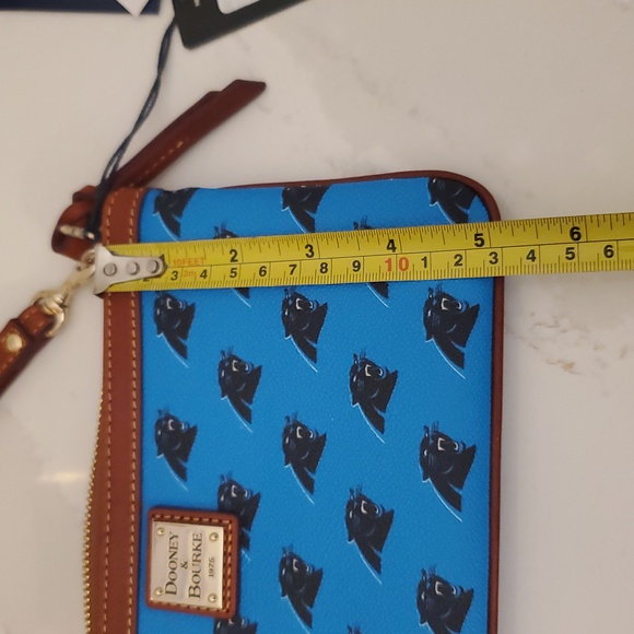 NWT Dooney & Bourke NFL Carolina Panthers Wristlet Purse Wallet Leather - Picture 5 of 8